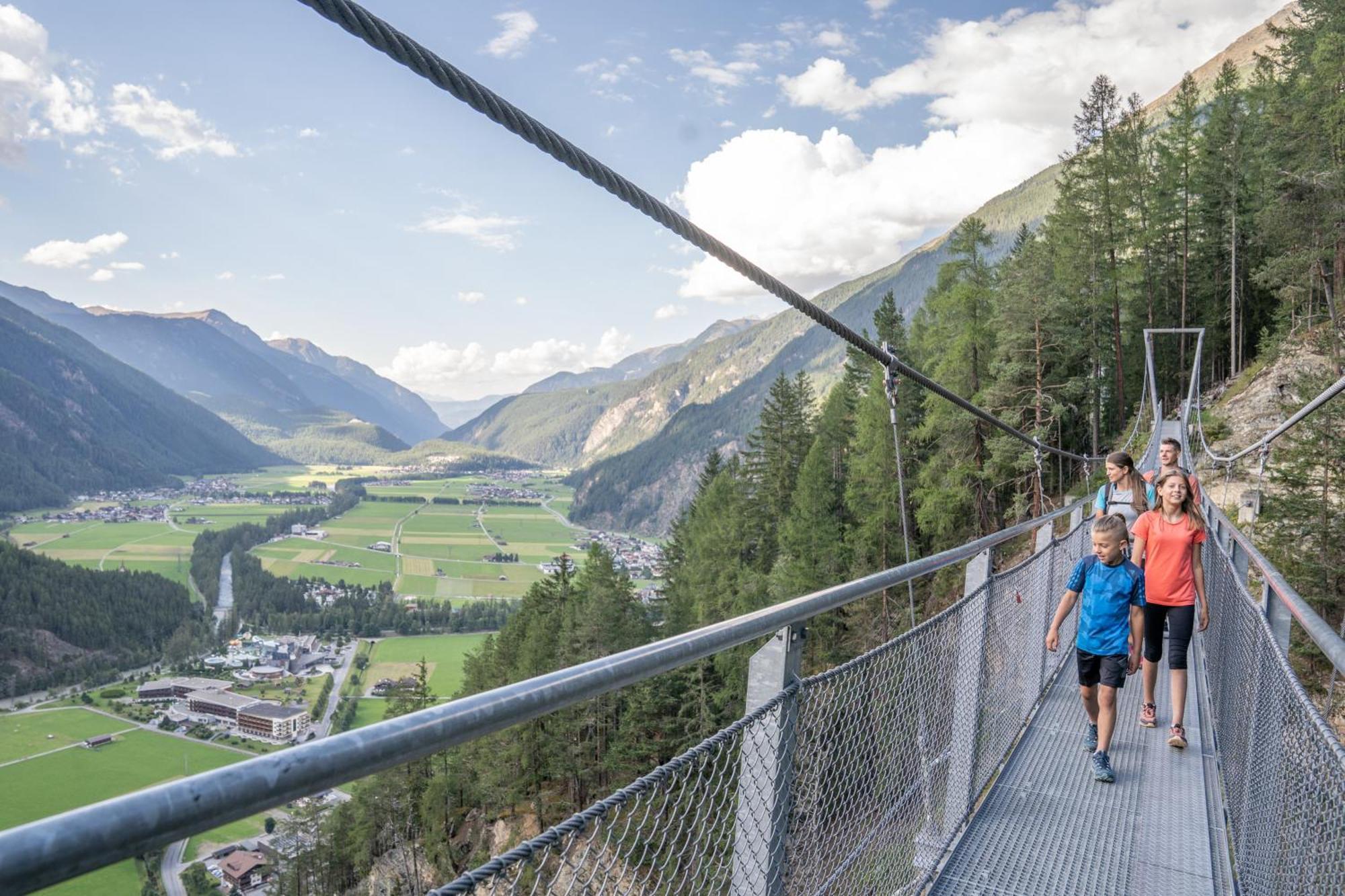 Myalps Tirol Inklusive Sky- Wellness Apartment เอิทซ์ ภายนอก รูปภาพ