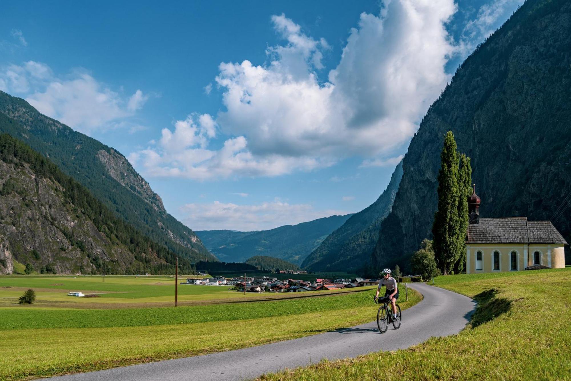 Myalps Tirol Inklusive Sky- Wellness Apartment เอิทซ์ ภายนอก รูปภาพ